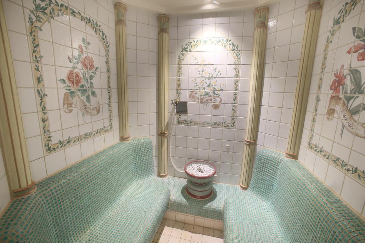 25H Spa-Residenz Pools In & Out, Private Garden & Beach ノイジードル・アム・ゼー エクステリア 写真