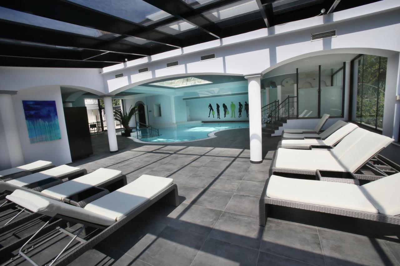 25H Spa-Residenz Pools In & Out, Private Garden & Beach ノイジードル・アム・ゼー エクステリア 写真