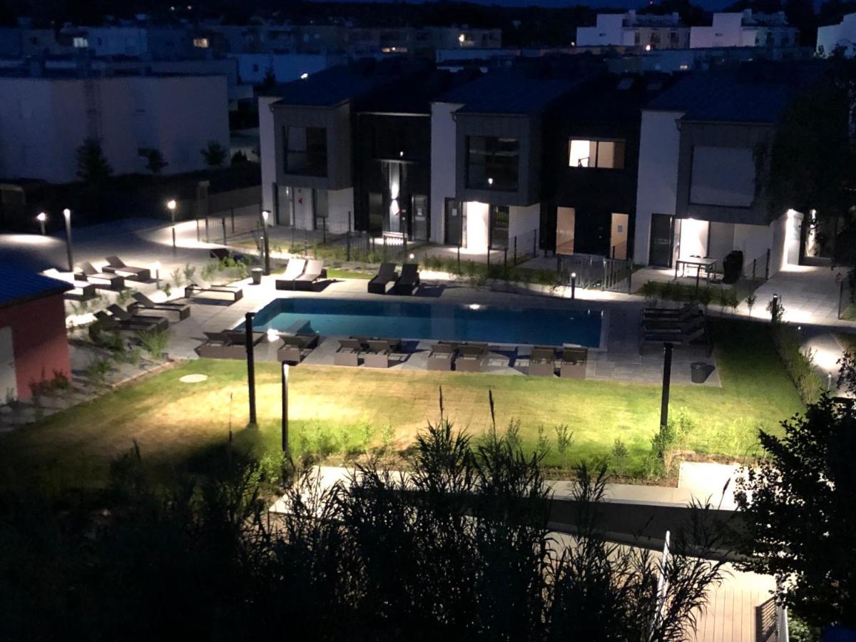 25H Spa-Residenz Pools In & Out, Private Garden & Beach ノイジードル・アム・ゼー エクステリア 写真